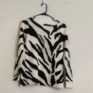 COPY - Dana Buchman 100% Wool Zebra Print Knit Top
